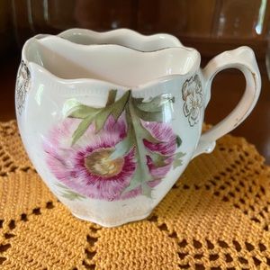 Mignon Z S & C Bavaria slotted creamer